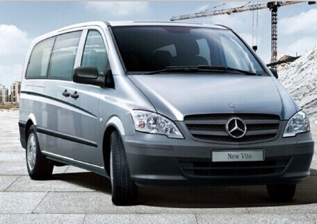 车型：奔驰唯雅诺/7座/2.5L自动